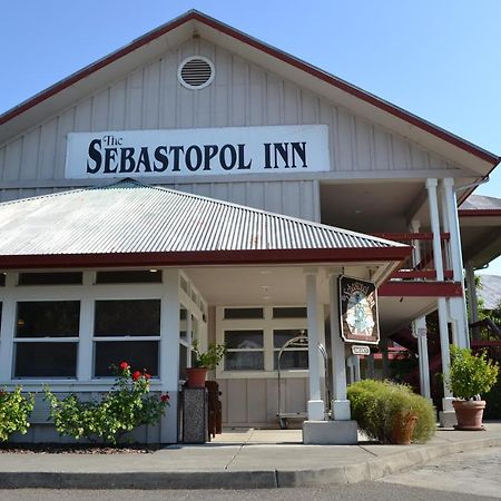 Sebastopol Inn Exterior photo